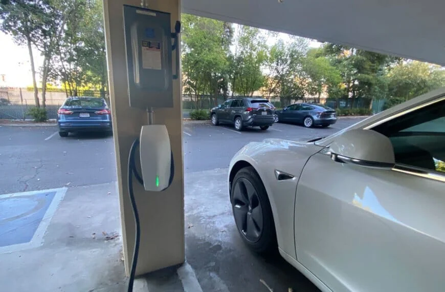 Tesla Billing Wall Connector
