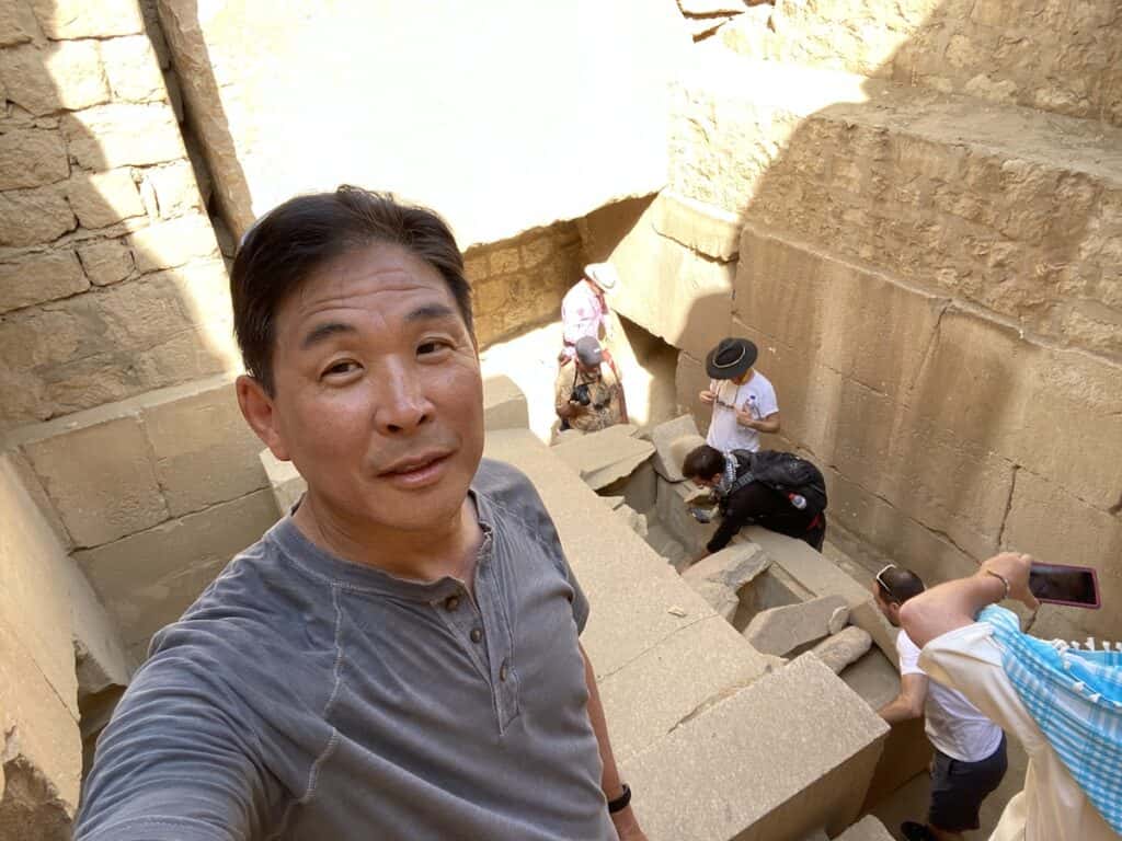 Man in Abu Ghorab box area