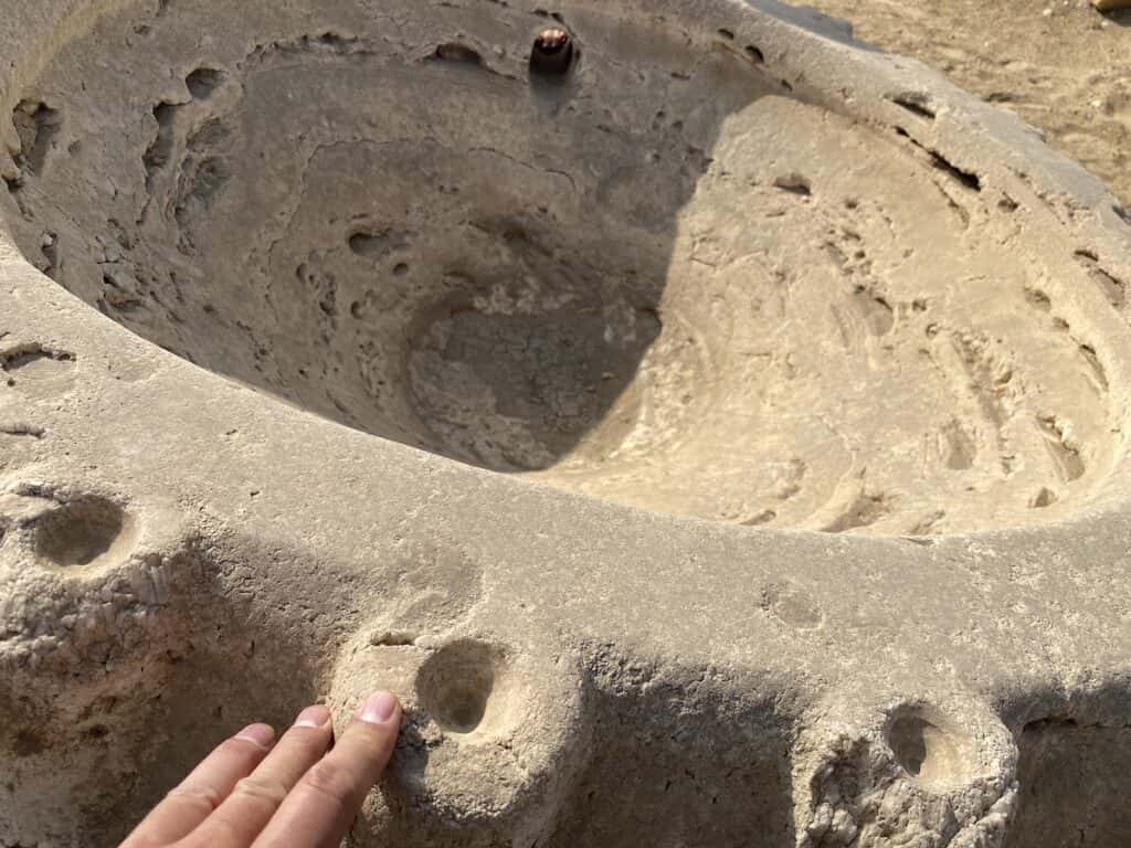 Stone bowl at Abu Ghorab