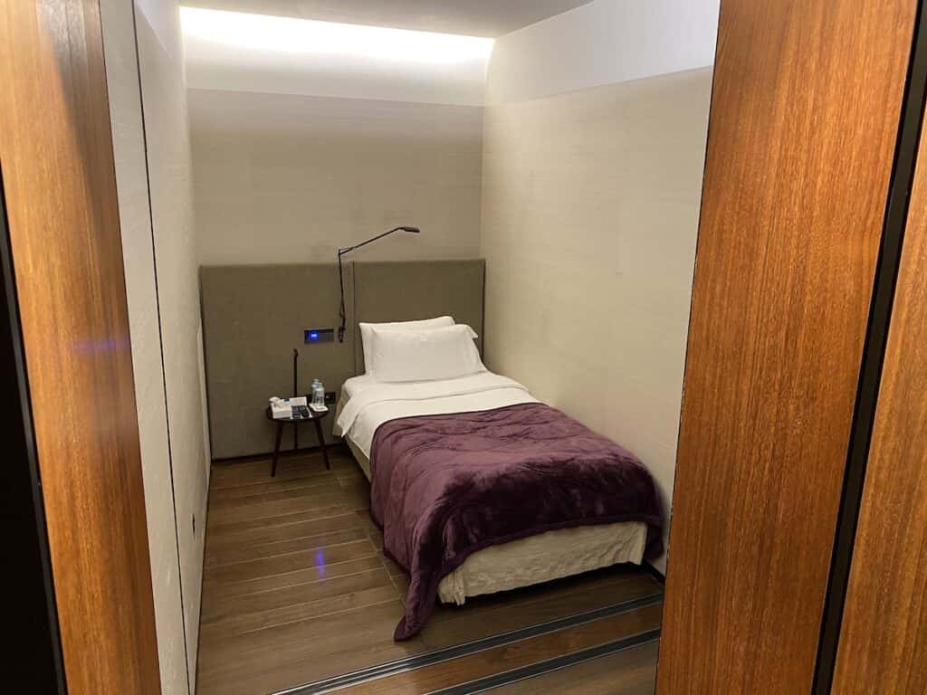 Interior of the Al Safwa bedroom.