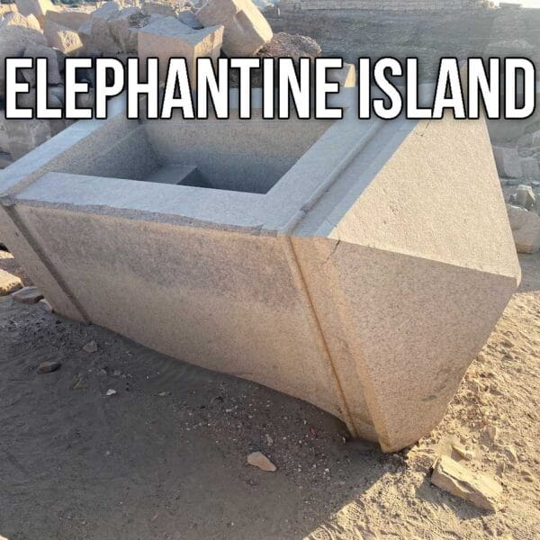 Strange Elephantine Island Boomerangs Tour