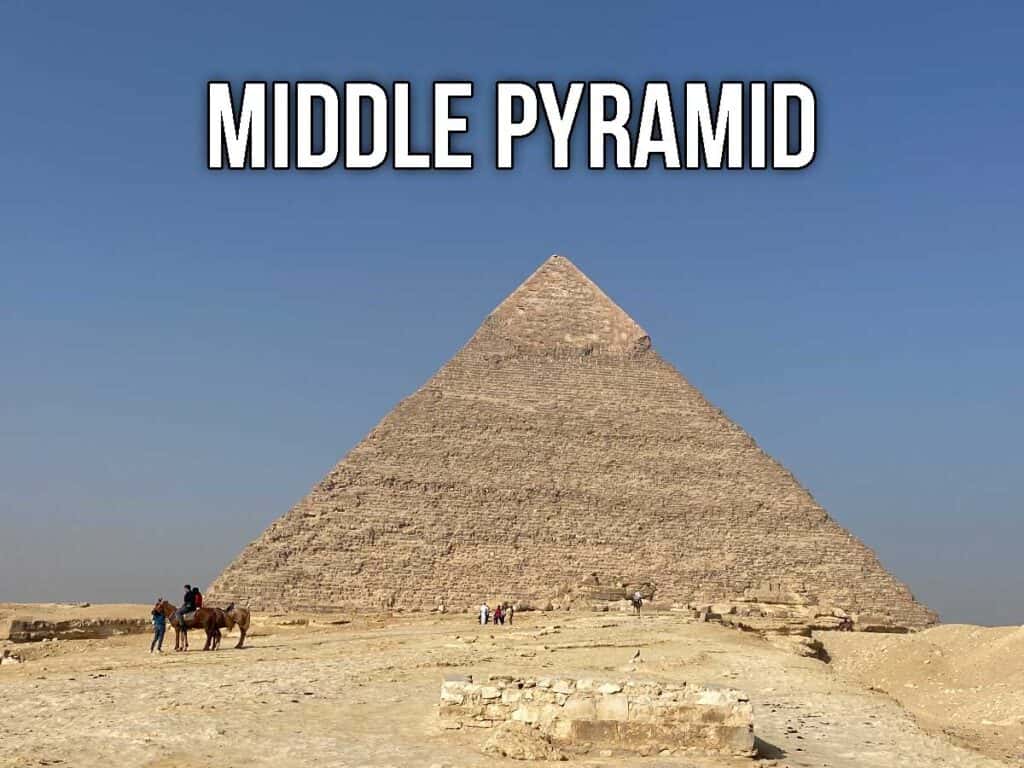 Distant view of the Khafre Middle pyramid