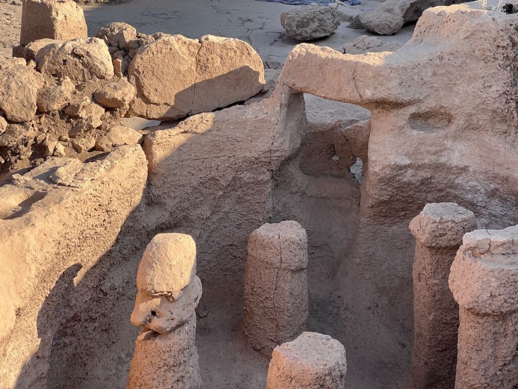 karahan tepe porthole between structure ab and ad