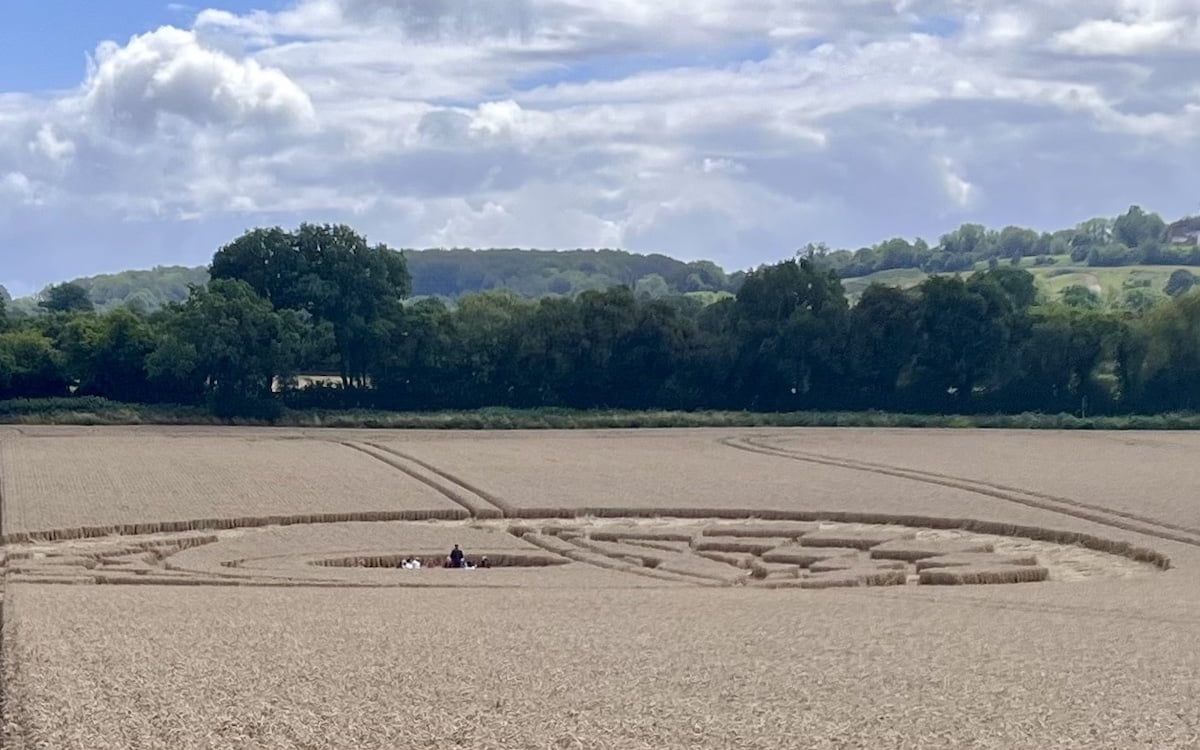Megalithomania Crop Circle Tour