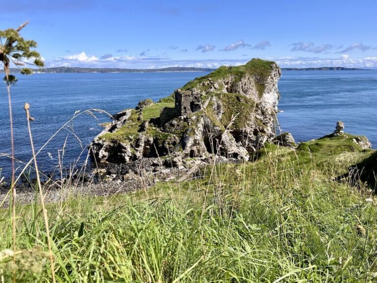 7 Breathtaking Photo Spots on the Kinbane Castle Tour