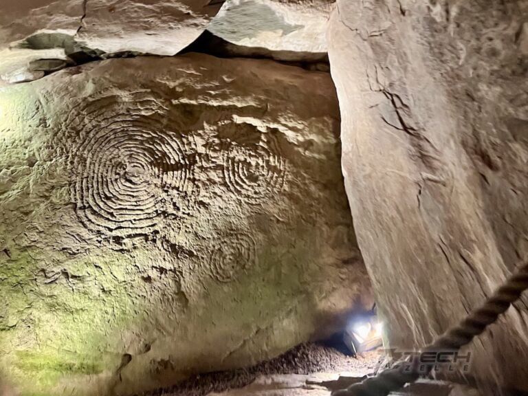 Left alcove inside Newgrange