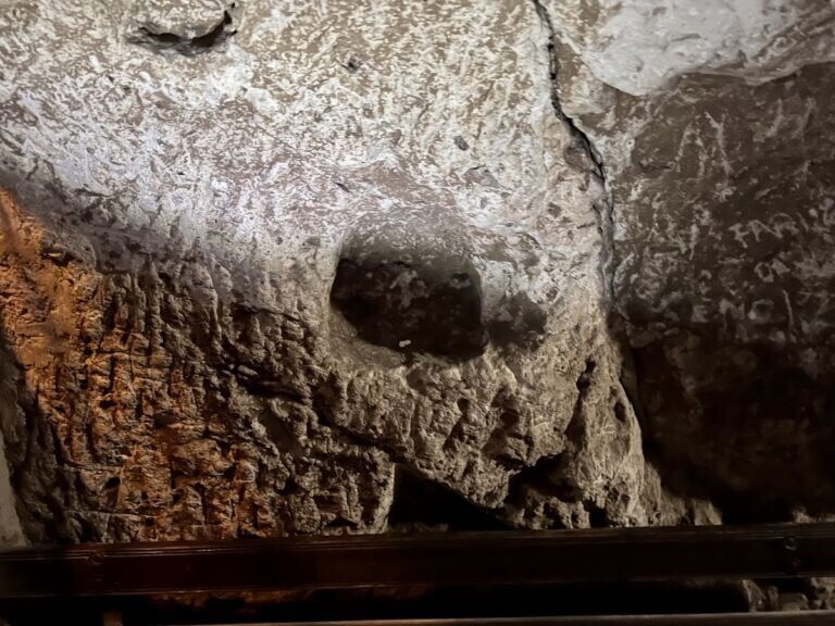 Notch in wall at Derinkuyu