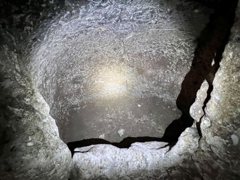 Large stone storage bin