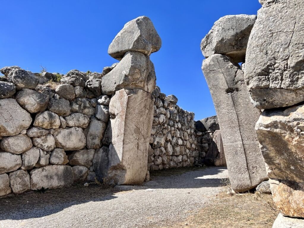 Kings gate at Hattusa, rear view