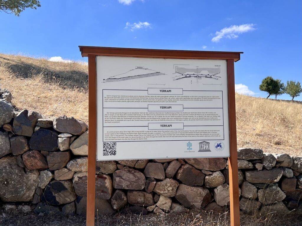 Hattusa Yerkapi visitor sign.